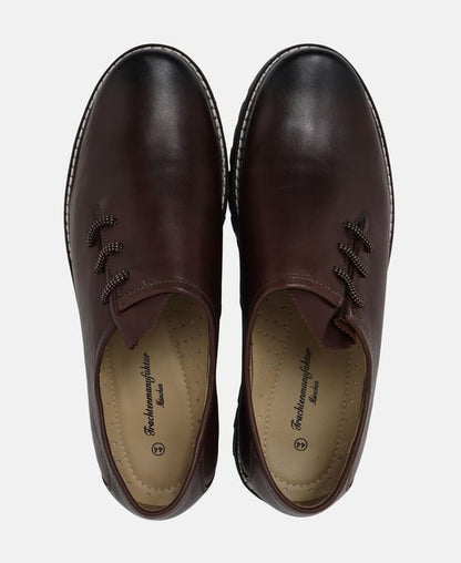 Trachtenschuhe