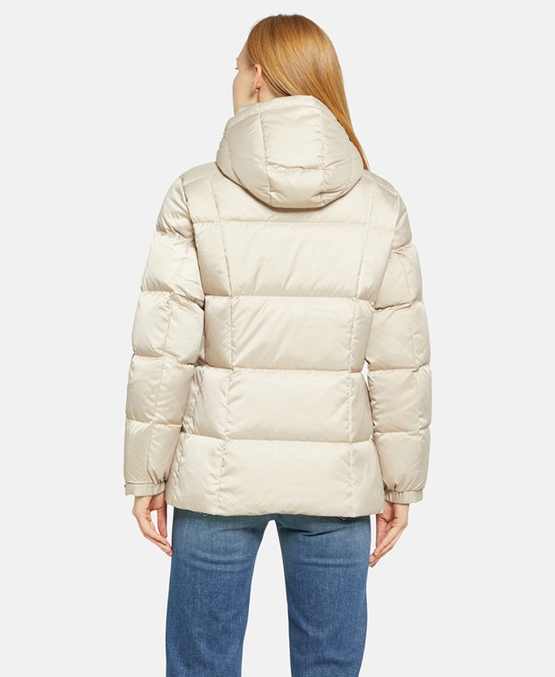 Daunenjacke