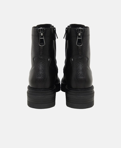 Schnürstiefeletten