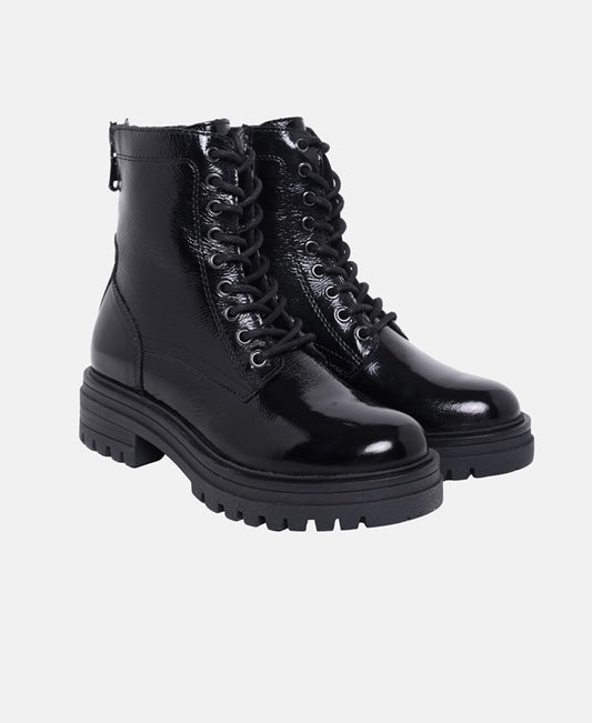Schnürstiefeletten