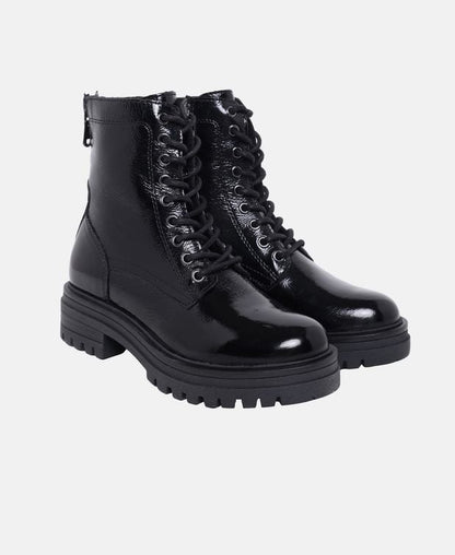 Schnürstiefeletten