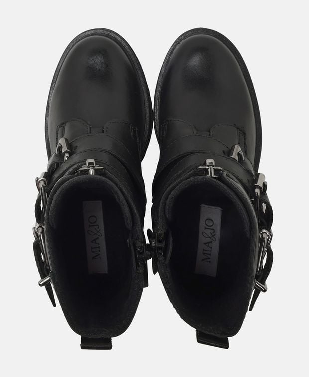 Chelsea Boots