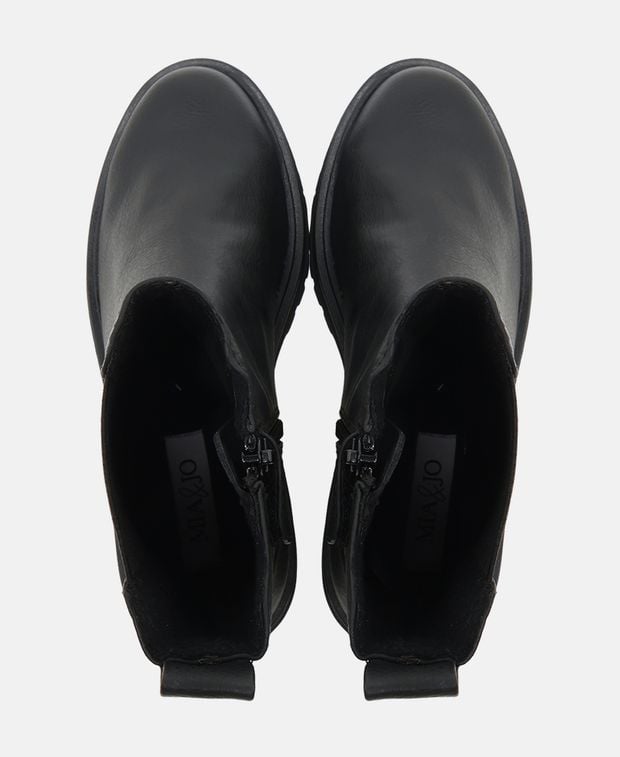 Chelsea Boots