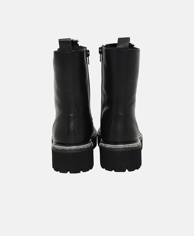 Schnürstiefeletten