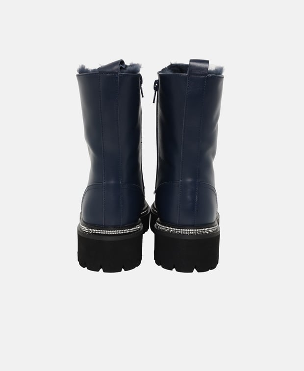 Schnürstiefeletten
