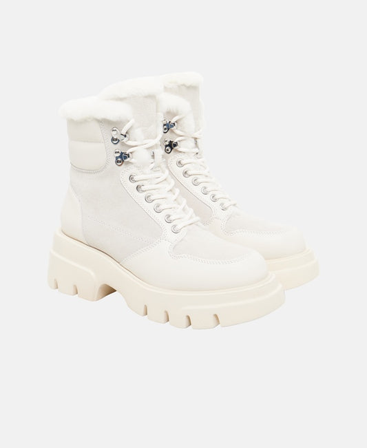 Schnürboots