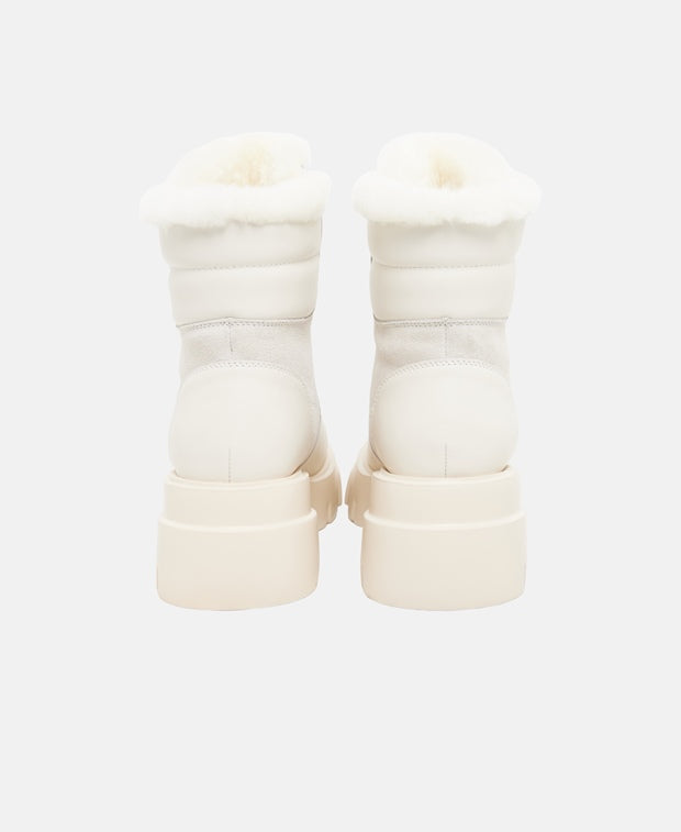 Schnürboots