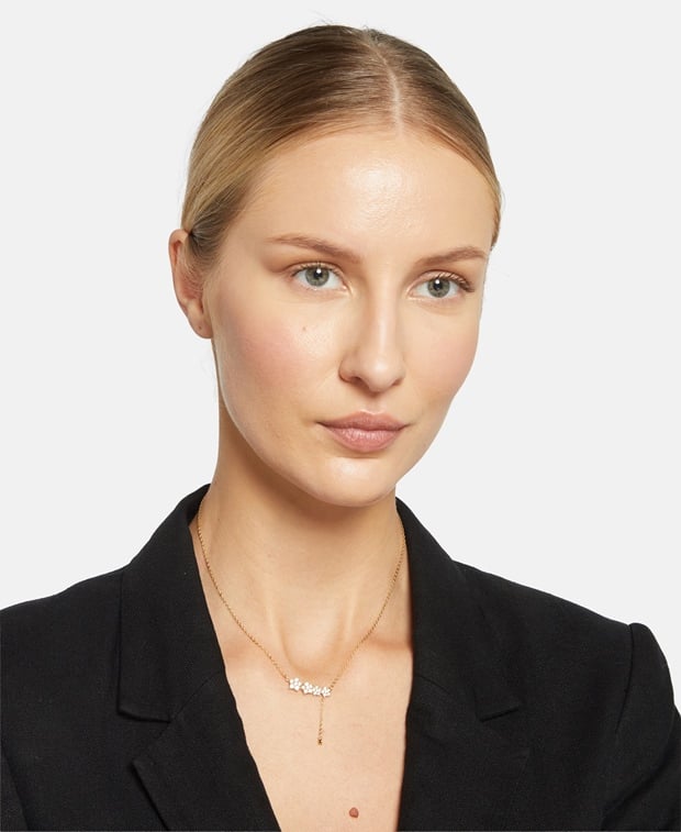 Halskette mit Anhänger