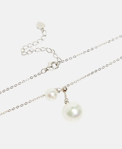 Halskette mit Anhänger