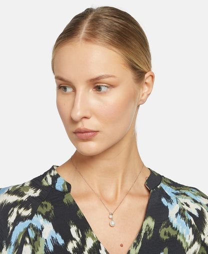 Halskette mit Anhänger