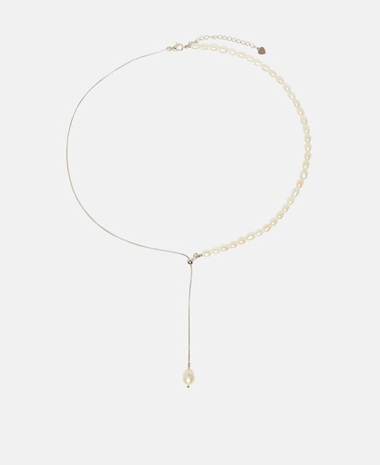 Halskette mit Anhänger