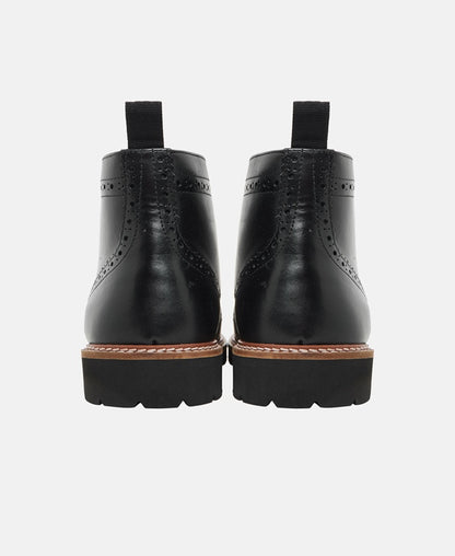 Schnürboots