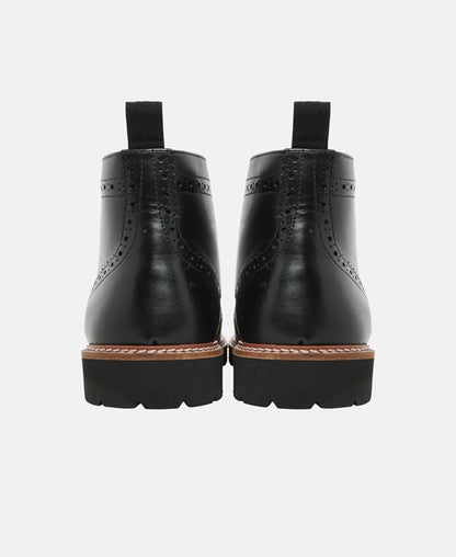 Schnürboots
