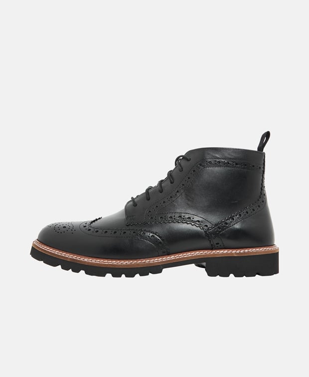 Schnürboots