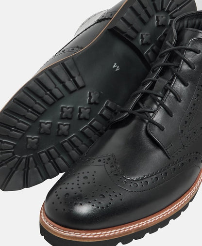 Schnürboots