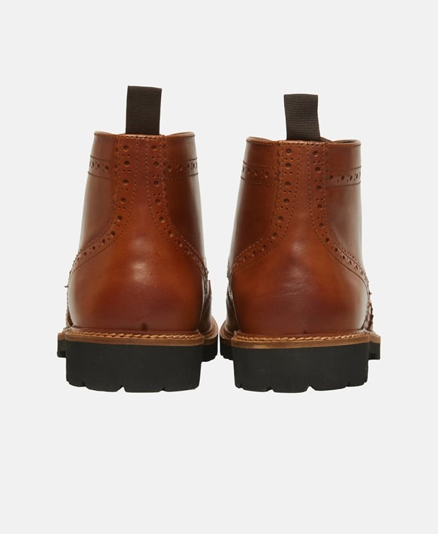 Schnürboots