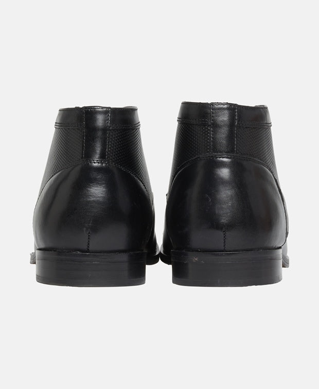Schnürstiefeletten