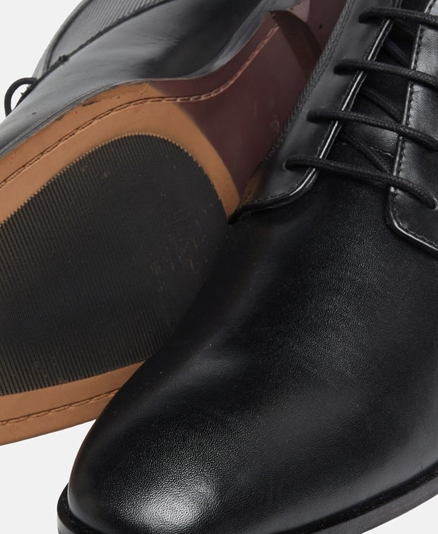 Schnürstiefeletten