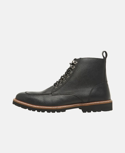 Schnürstiefeletten