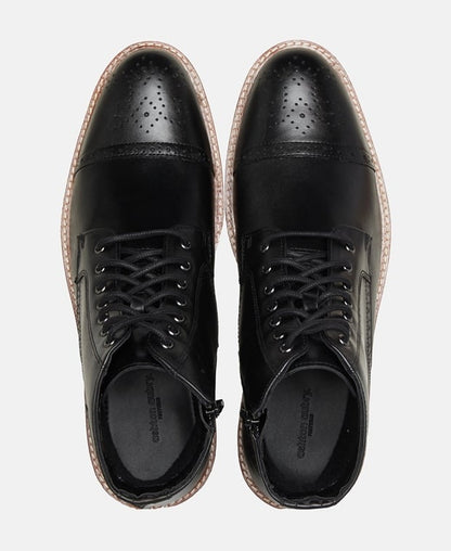 Schnürstiefeletten