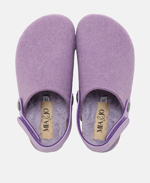 Clogs