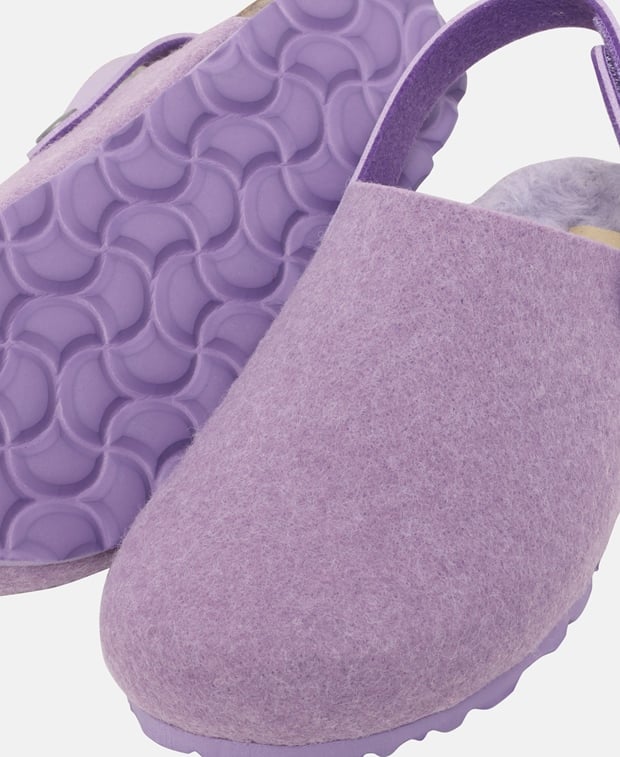 Clogs