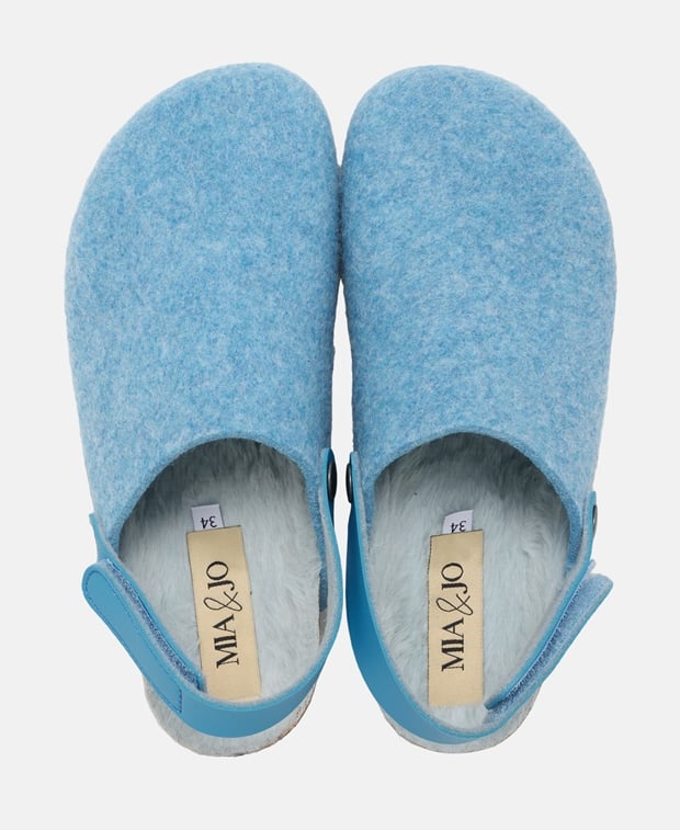 Clogs