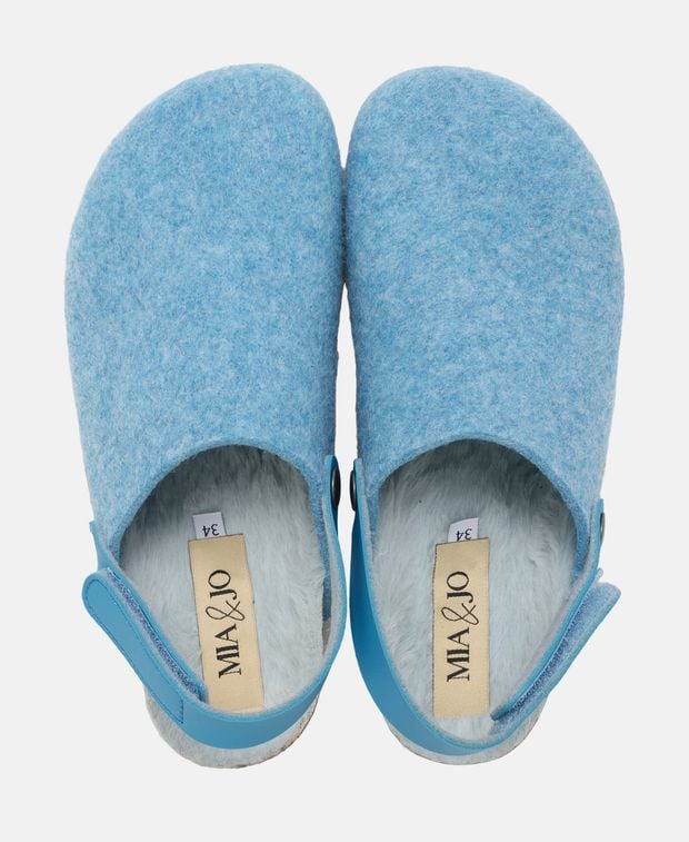 Clogs