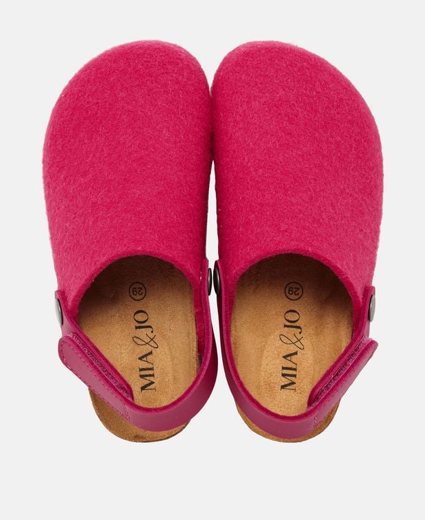 Clogs