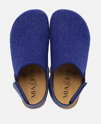 Clogs