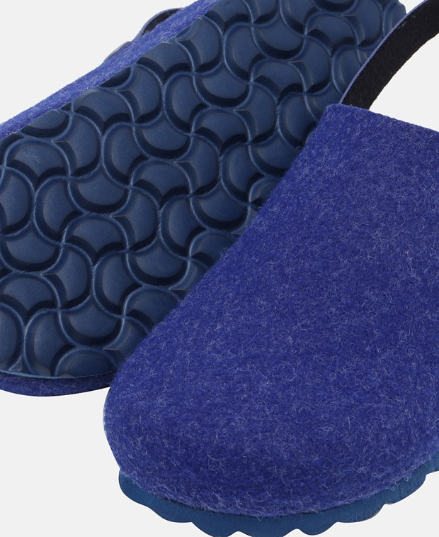 Clogs