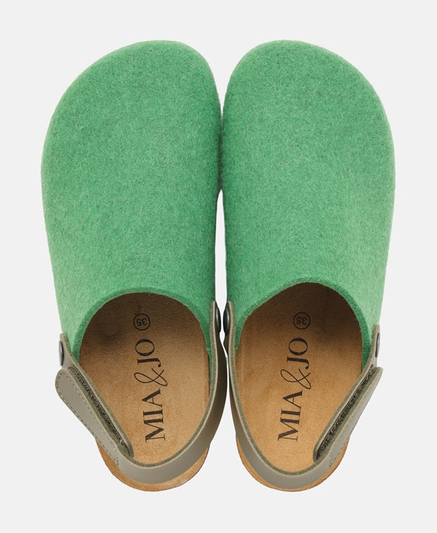 Clogs