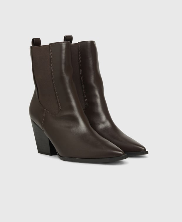 Chelsea Boots