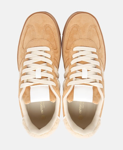 Sneaker