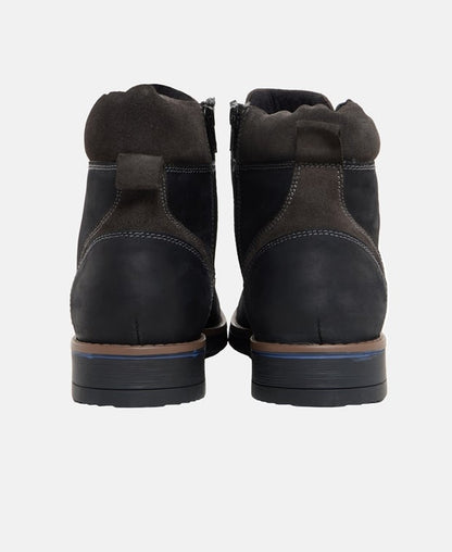Schnürboots