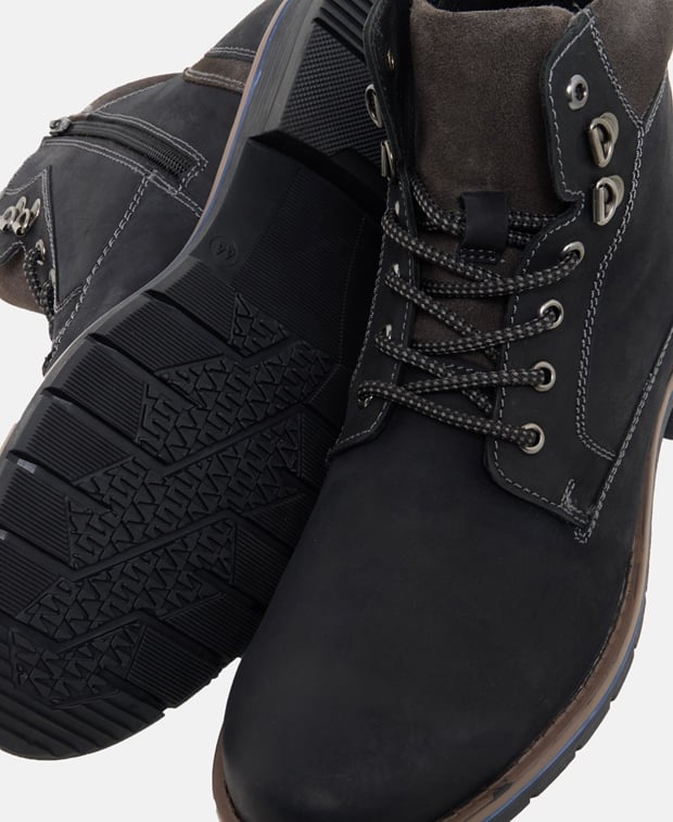 Schnürboots