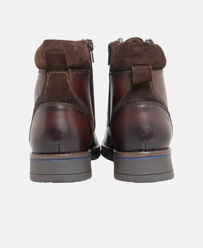 Schnürboots