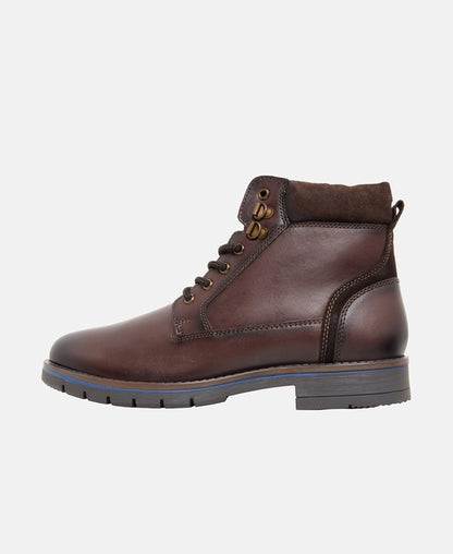 Schnürboots