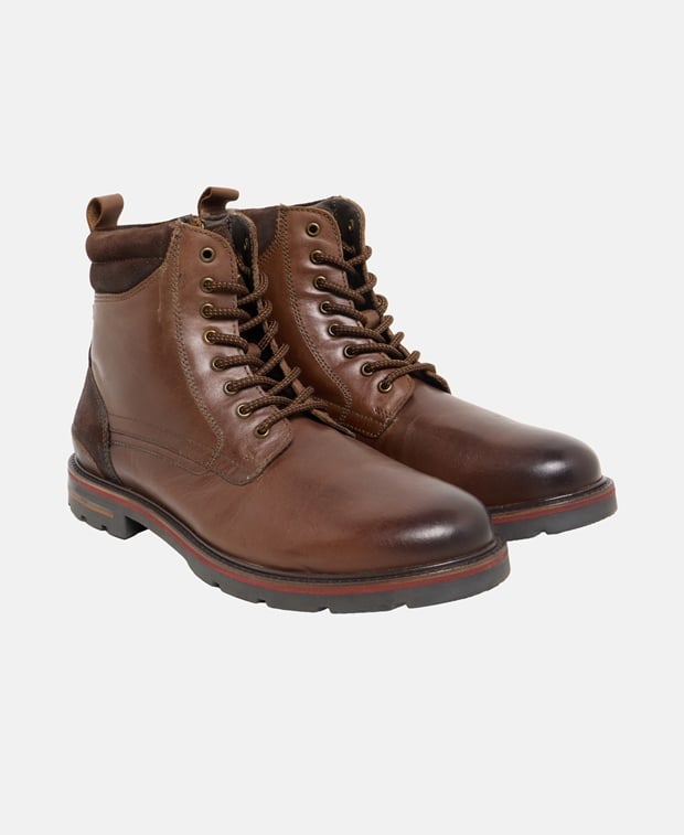 Schnürstiefeletten