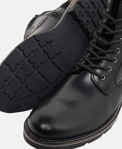 Schnürstiefeletten