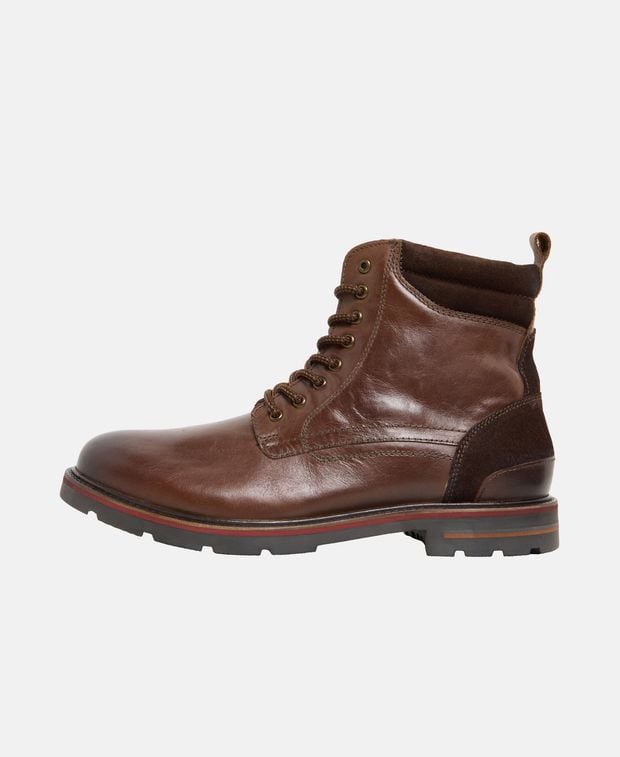 Schnürstiefeletten