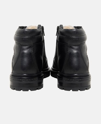 Schnürboots