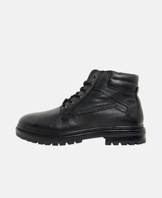 Schnürboots