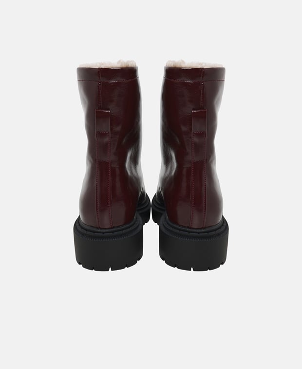 Schnürstiefeletten