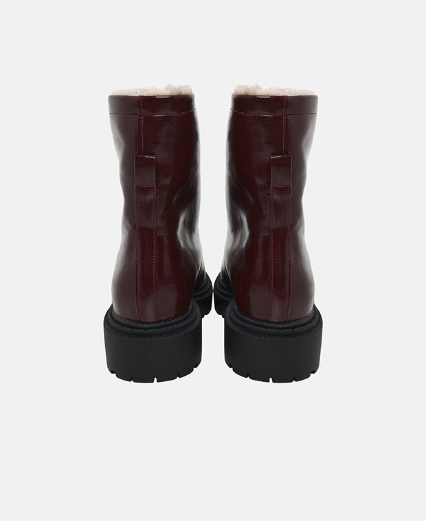 Schnürstiefeletten