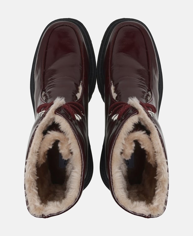 Schnürstiefeletten