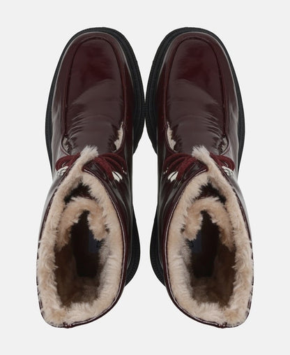 Schnürstiefeletten