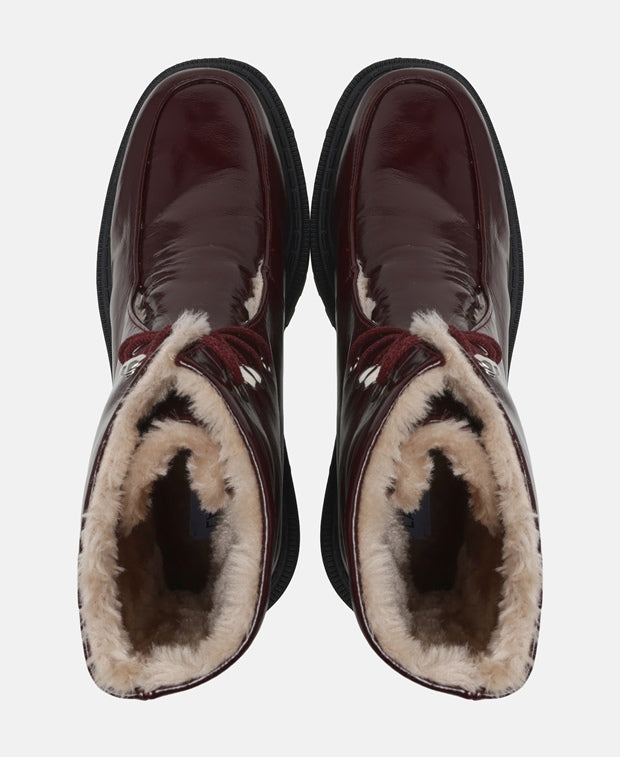 Schnürstiefeletten