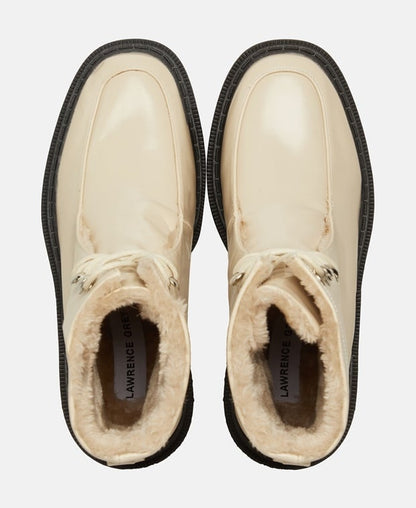Schnürstiefeletten