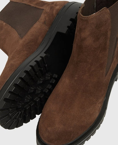 Chelsea Boots
